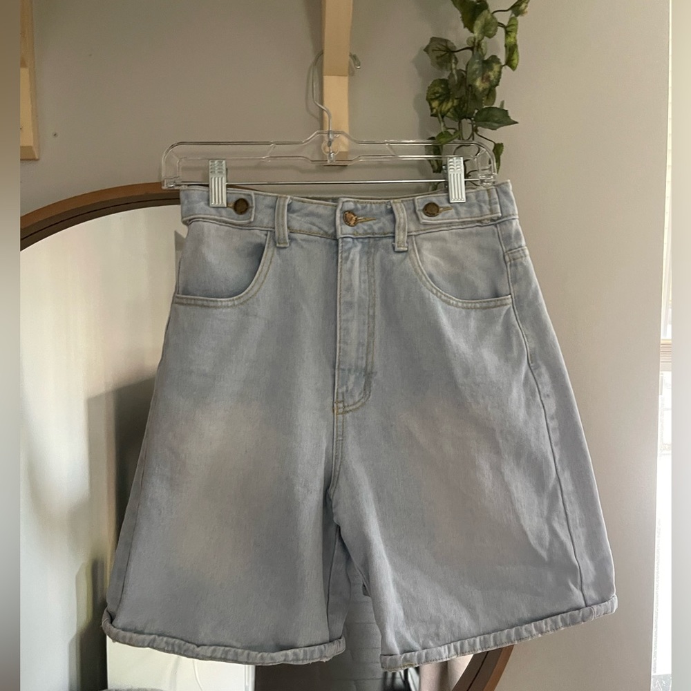 Vintage short jeans